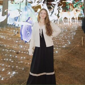 Meet your Posher, Isabella